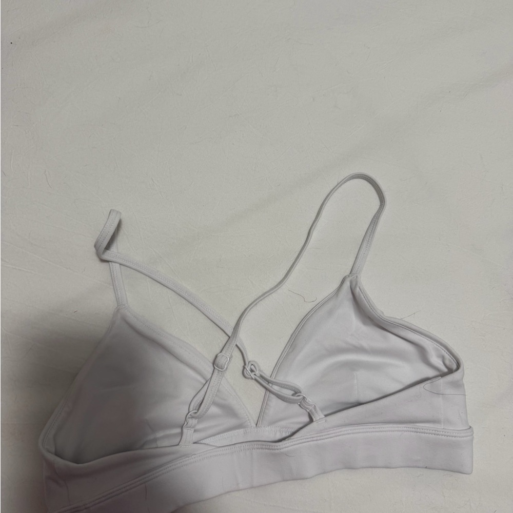 Alo sports bra
